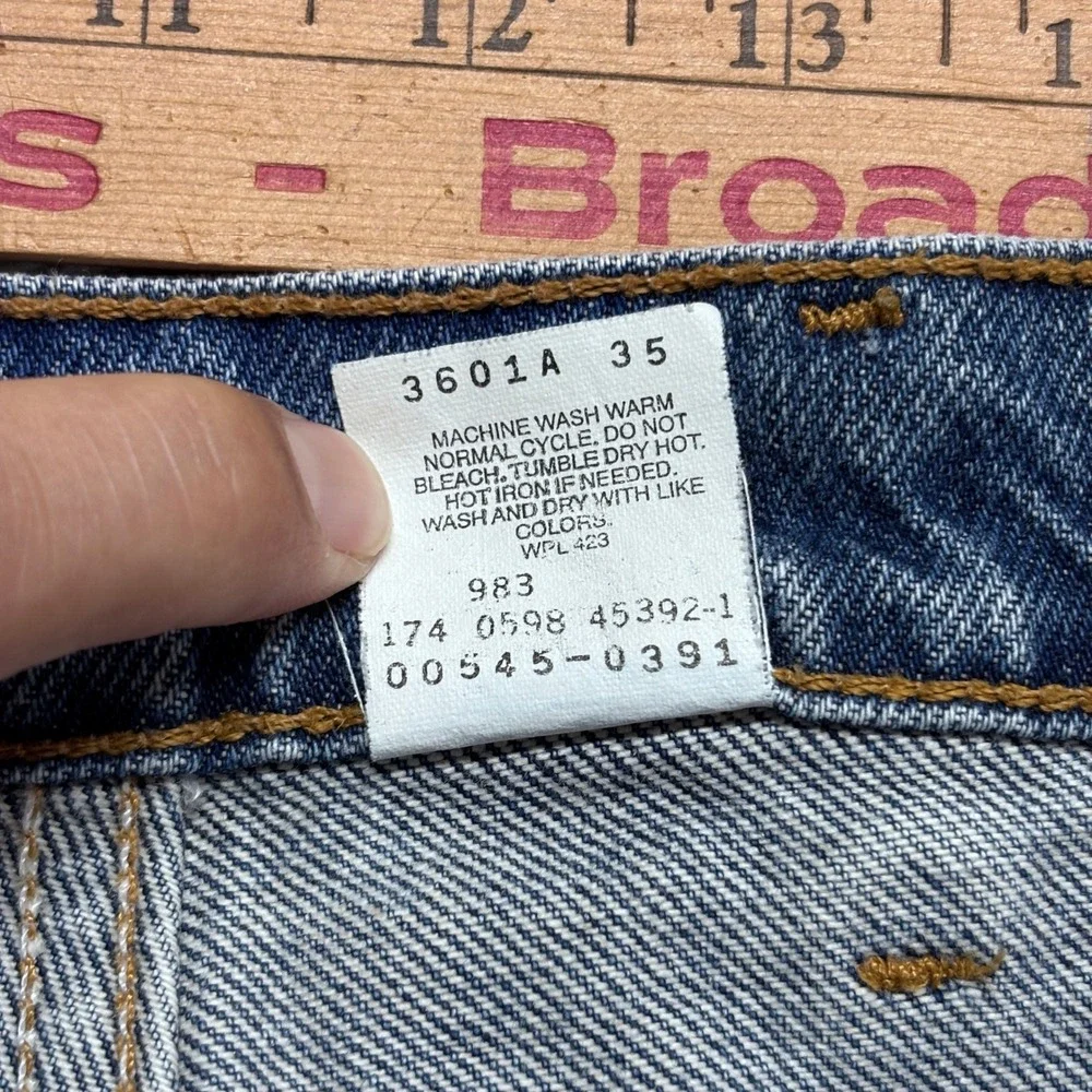 Levis classic denim